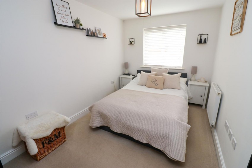 Images for Nugent Close, Church Crookham, Fleet