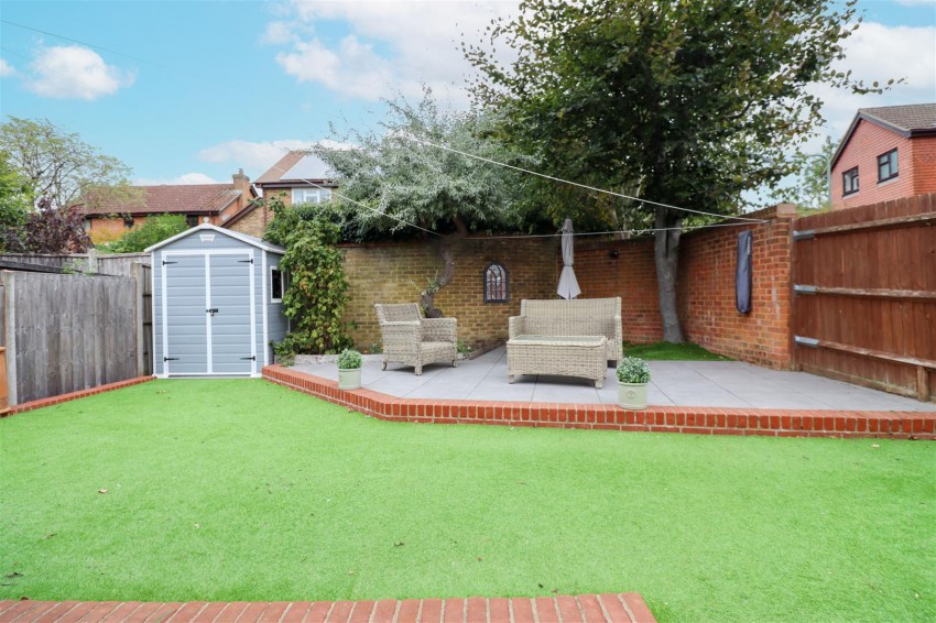Images for Hunnels Close, Church Crookham, Fleet