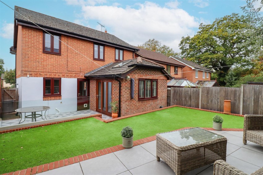 Images for Hunnels Close, Church Crookham, Fleet