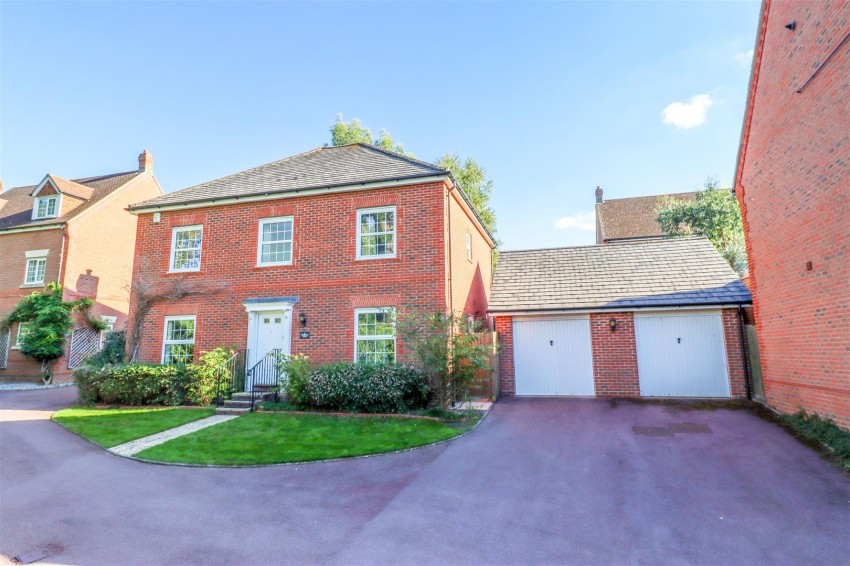 Images for Crowdale Drive, Fleet