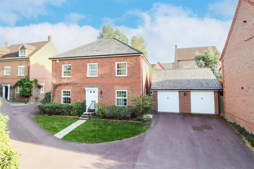 Images for Crowdale Drive, Fleet