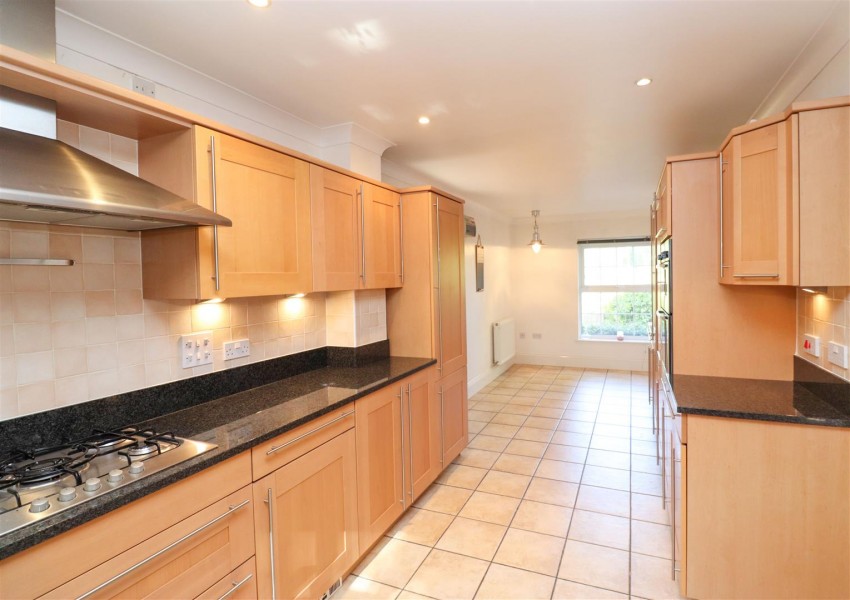 Images for Crowdale Drive, Fleet