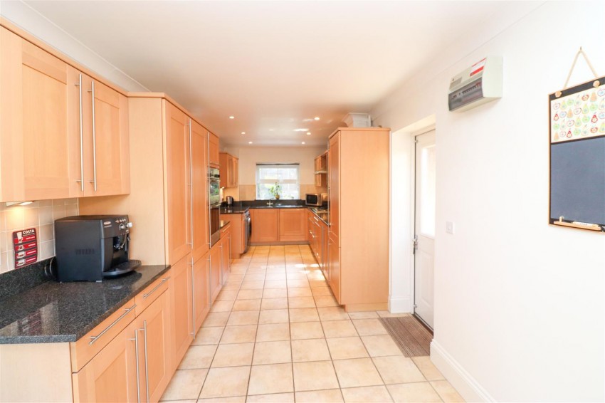 Images for Crowdale Drive, Fleet