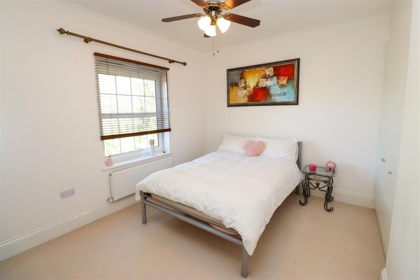 Images for Crowdale Drive, Fleet