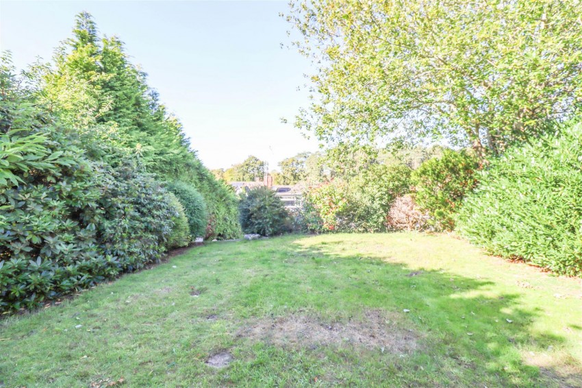 Images for Ferndale Road, Church Crookham, Fleet