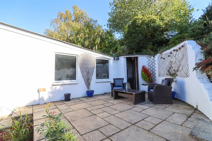 Images for Ferndale Road, Church Crookham, Fleet