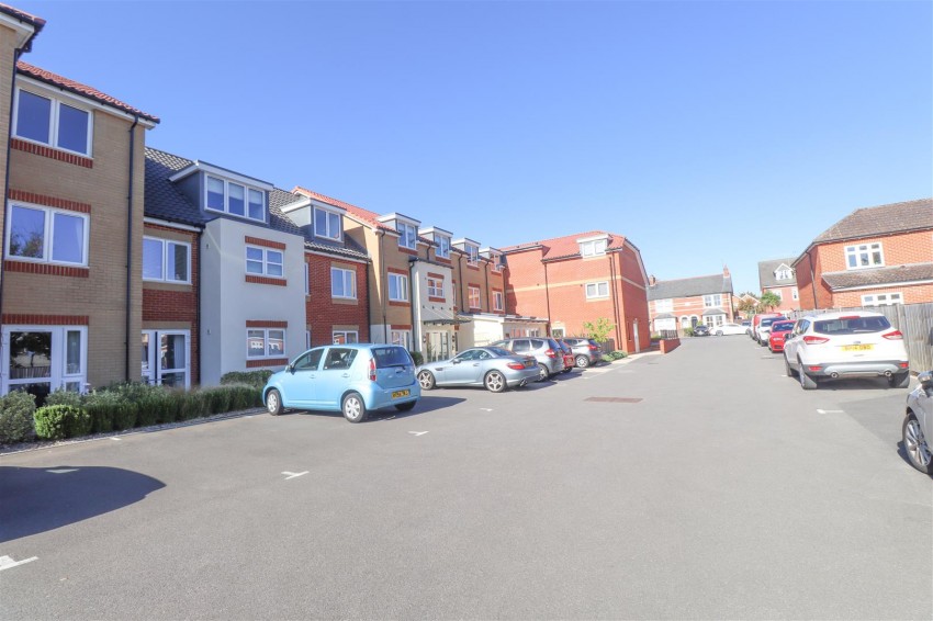 Images for Victoria Road, Farnborough