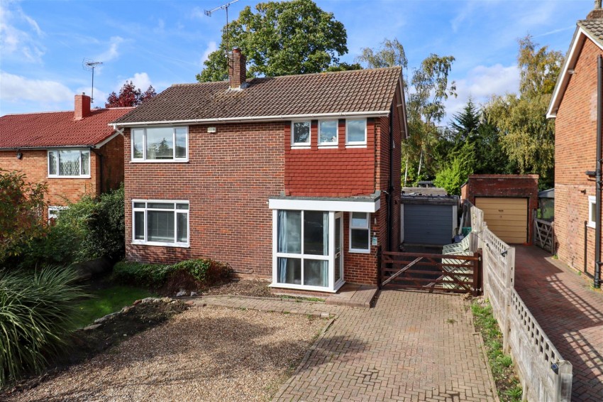 Images for Carlton Crescent, Church Crookham