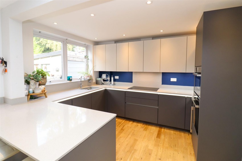 Images for Carlton Crescent, Church Crookham