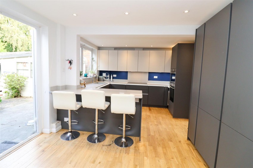 Images for Carlton Crescent, Church Crookham