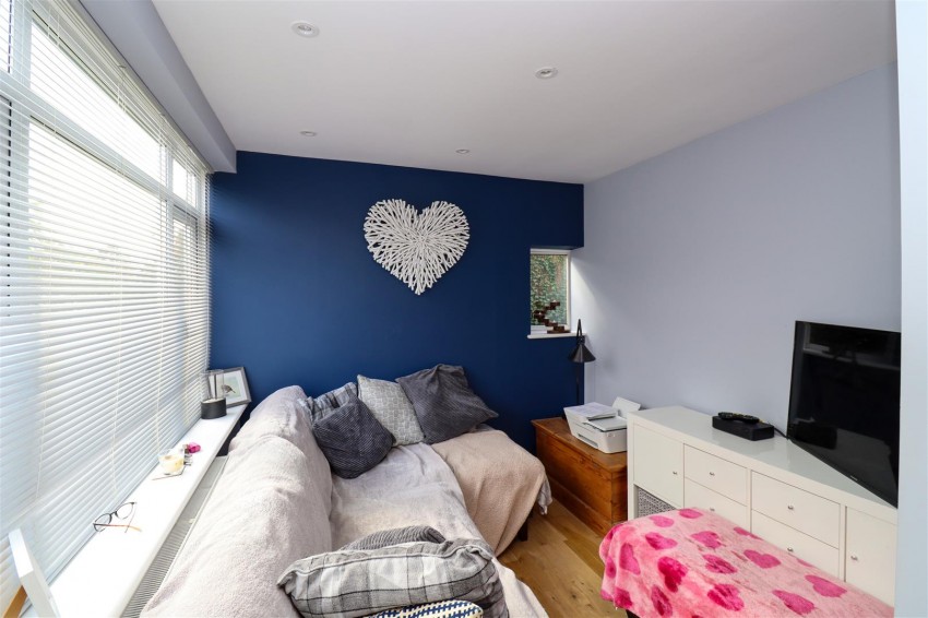 Images for Carlton Crescent, Church Crookham