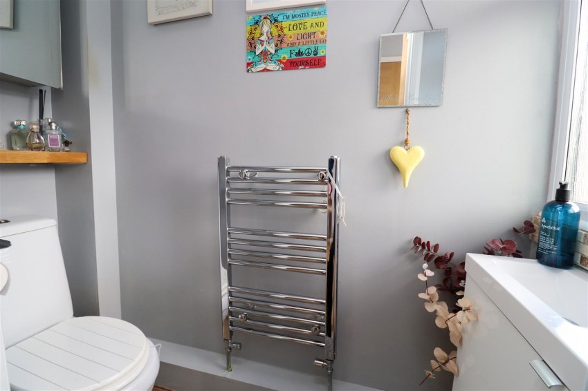 Images for Carlton Crescent, Church Crookham