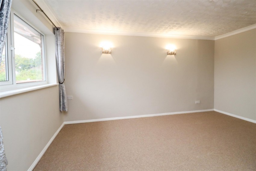 Images for Reading Road South, Church Crookham, Fleet