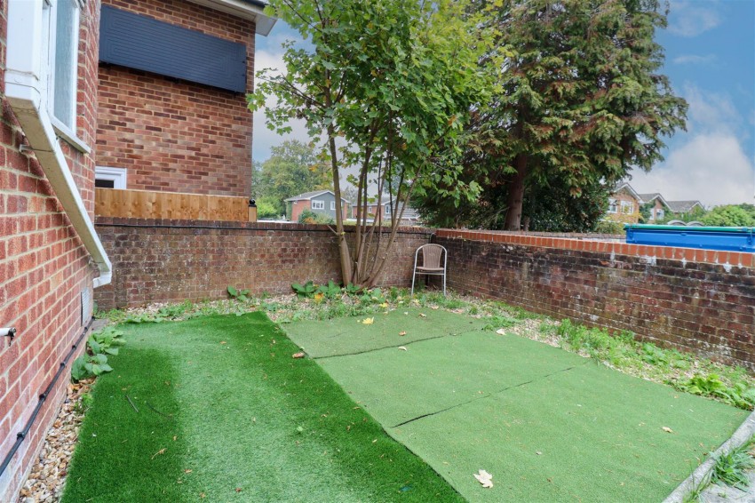 Images for Reading Road South, Church Crookham, Fleet