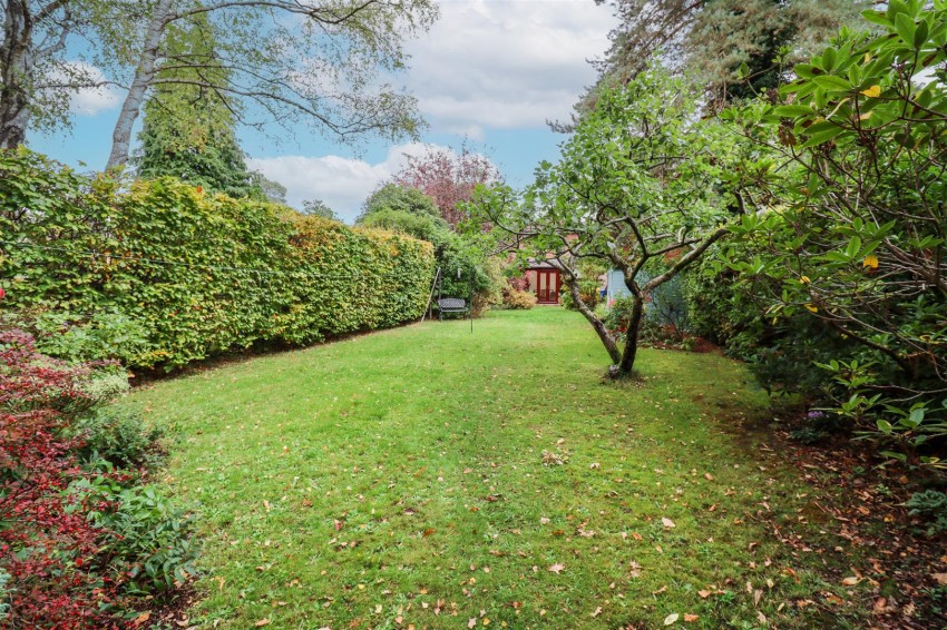 Images for Wood Lane, Fleet