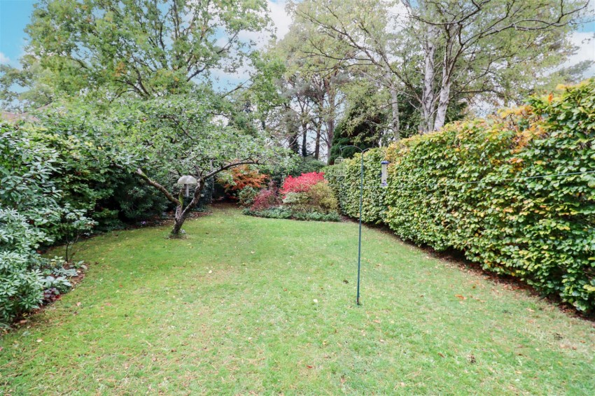 Images for Wood Lane, Fleet