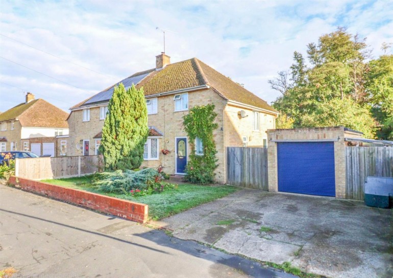 Johnson Way, Church Crookham, Fleet