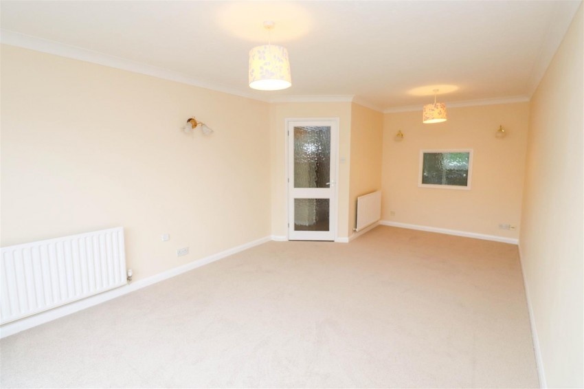 Images for Ravelin Close, Crondall, Farnham