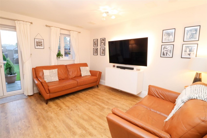 Images for Ewshot Gardens, Ewshot, Farnham