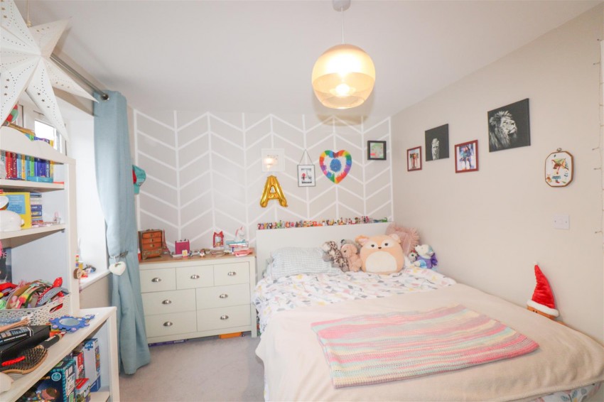 Images for Hurst Avenue, Blackwater, Camberley