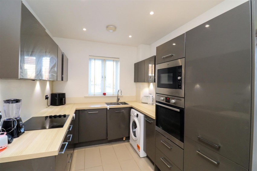 Images for Kingfishers, Fleet