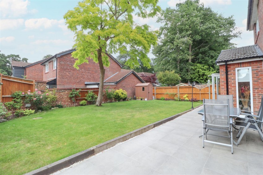 Images for Fleet Road, Farnborough