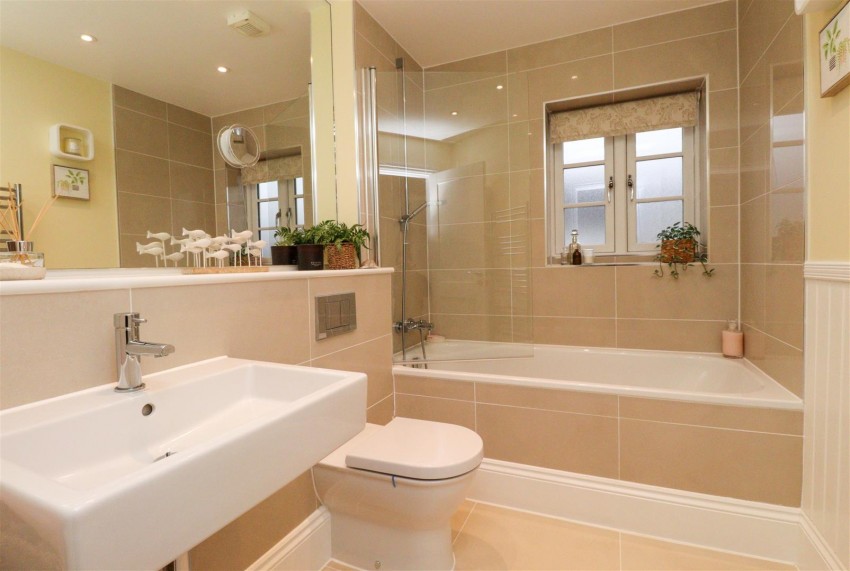 Images for Royston Drive, Ewshot, Farnham