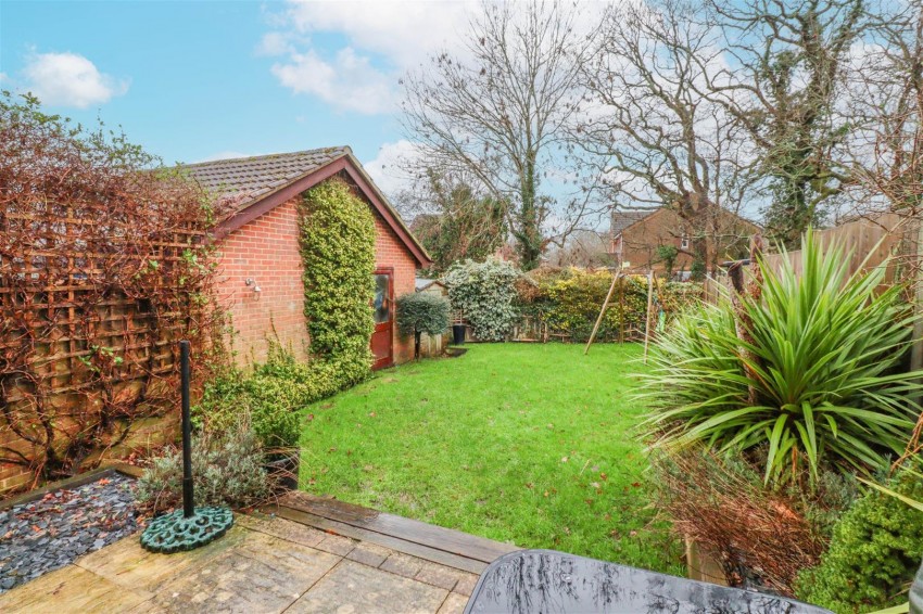 Images for Hunnels Close, Church Crookham, Fleet