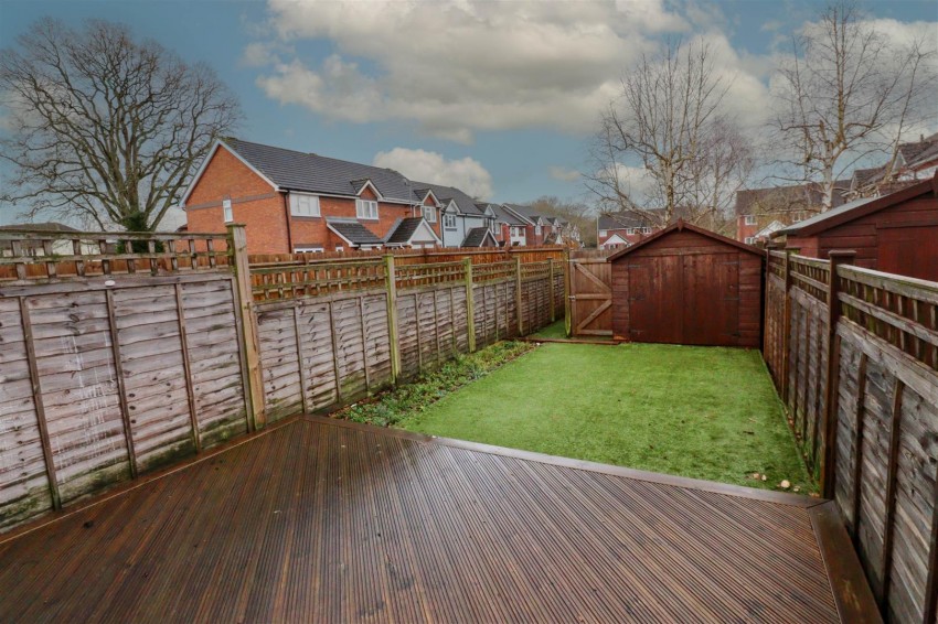 Images for Nether Vell-Mead, Church Crookham, Fleet