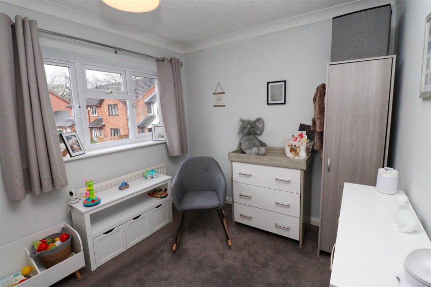 Images for Nether Vell-Mead, Church Crookham, Fleet