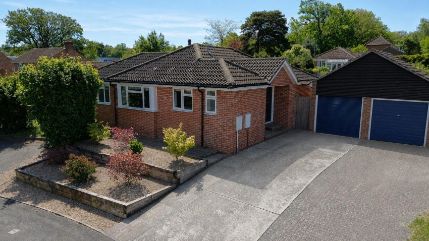 Images for Earlsbourne, Church Crookham, Fleet