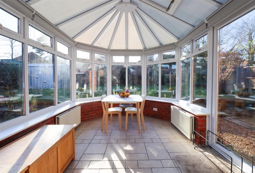 Images for Earlsbourne, Church Crookham, Fleet