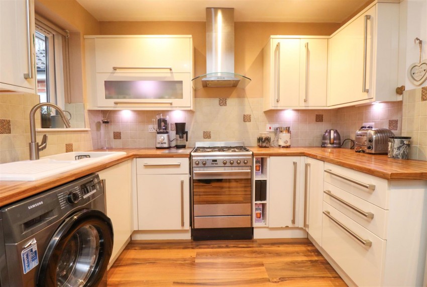 Images for Earlsbourne, Church Crookham, Fleet