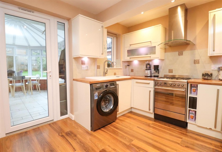 Images for Earlsbourne, Church Crookham, Fleet