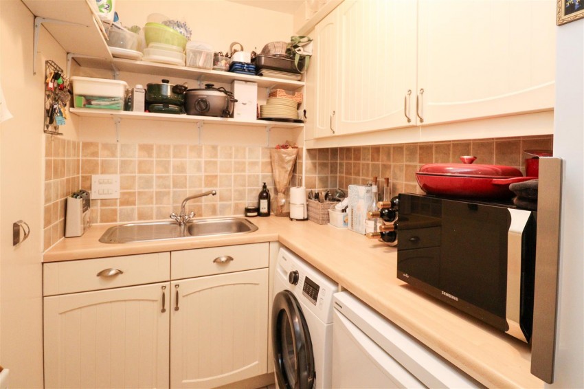 Images for Turners Avenue, Fleet