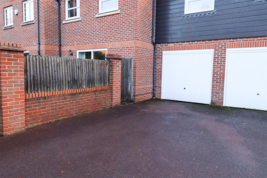 Images for Giffard Lane, Fleet