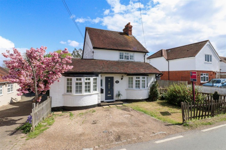 Crondall Lane, Crookham Village, Fleet