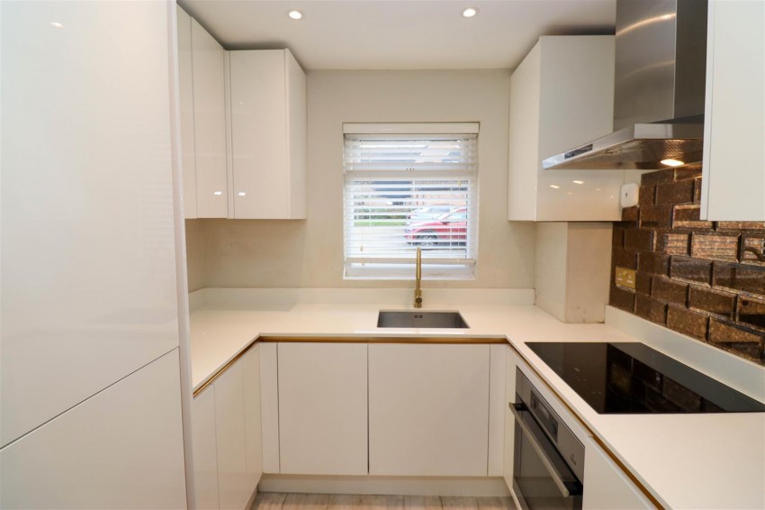 Images for House Plat Court, Church Crookham, Fleet