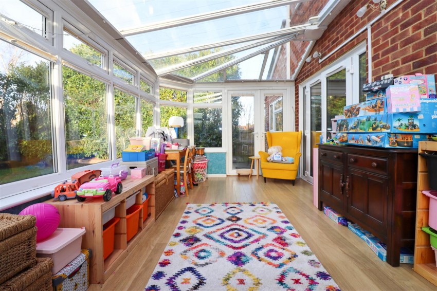 Images for Silver Park Close, Church Crookham, Fleet