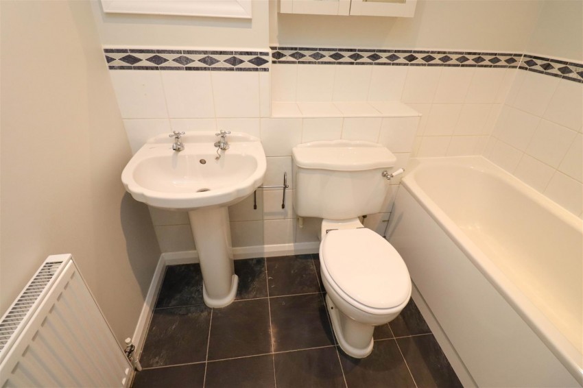 Images for Pawmers Mead, Church Crookham, Fleet