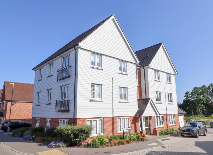 Images for Almond House, Fleet