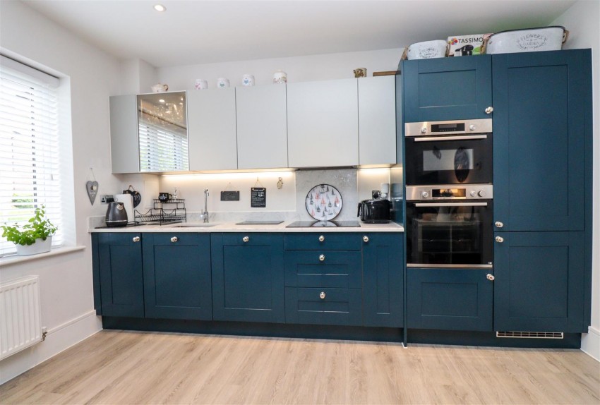 Images for Almond House, Fleet