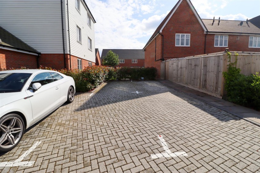 Images for Almond House, Fleet