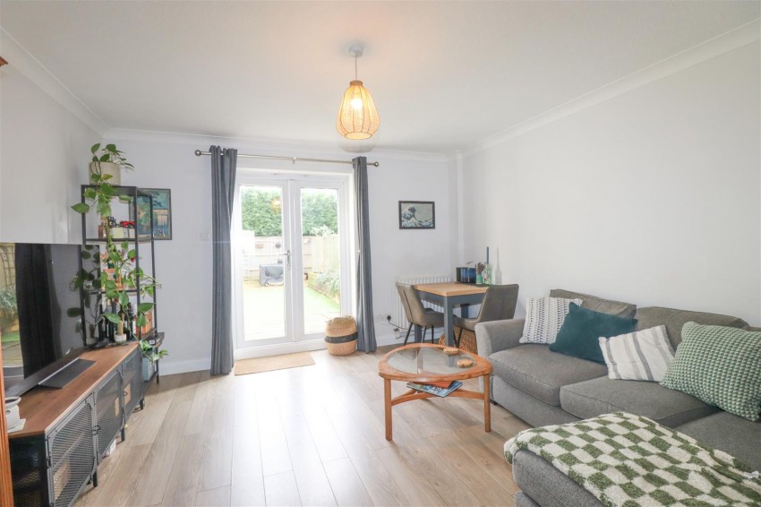 Images for Tarn Close, Farnborough