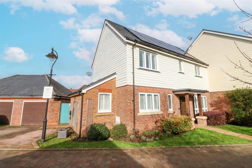 Images for Lapwings, Fleet