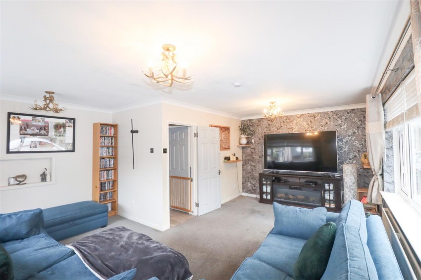 Images for The Covert, Farnborough