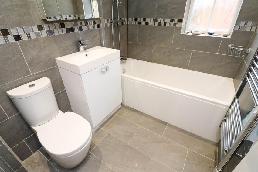 Images for Le Borowe, Church Crookham, Fleet