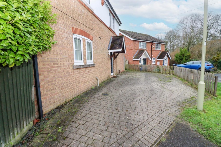 Images for Le Borowe, Church Crookham, Fleet