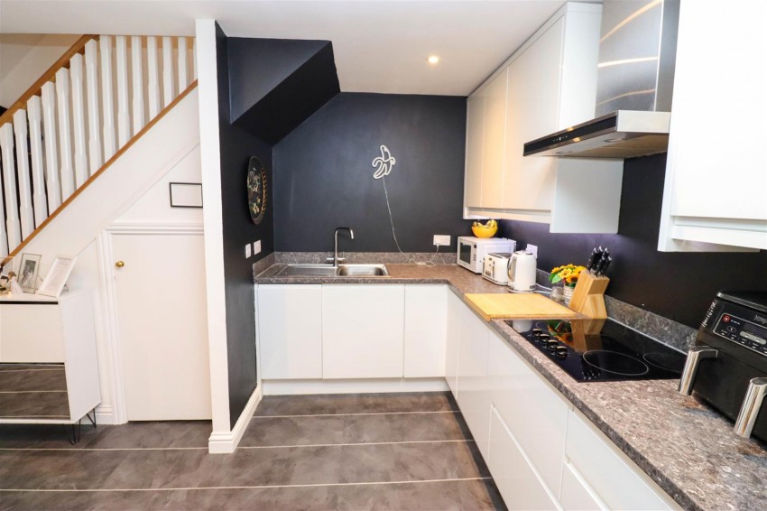 Images for Le Borowe, Church Crookham, Fleet