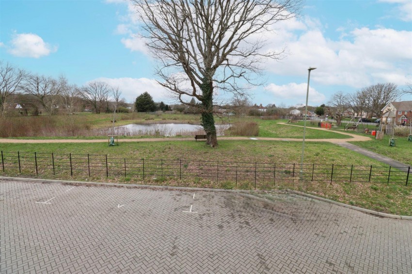 Images for Gale Close, Yateley